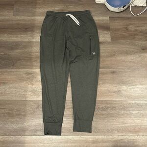Green Vuori Sunday performance Joggers